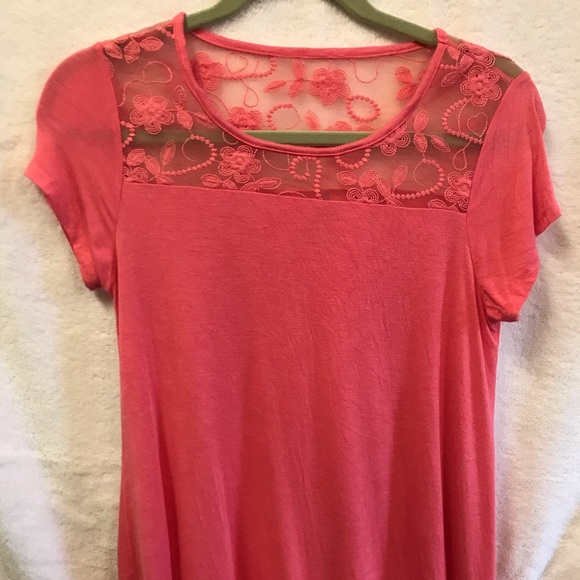 Sweet Tee coral Tee top size S stretchy lovely! - Picture 1 of 4